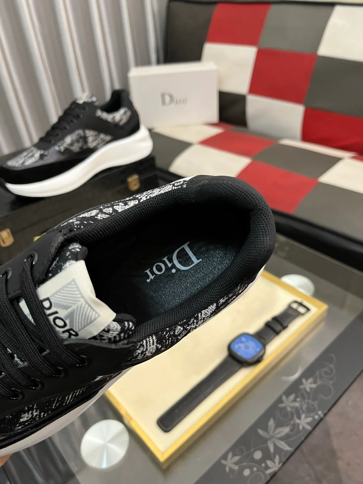 Men's men's shoes💰440⌚️⌚️[Dior] 25ss new product B01 moral training shoes. The toe dimensions of the couple's style are a bit wider. The upper foot comfort is perfect. The threads are beautiful. Perfectly suitable for trousers. Decorated with various classic details. Ideal for daily looks. Can be matched with various casual items to create exquisite looks. Fabric: top layer cowhide/lining sheepskin TPU original outsole Code number: 38-444️⃣Colors available